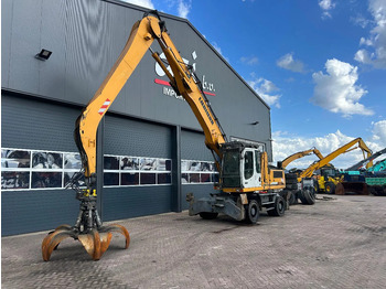 Pelle de manutention LIEBHERR A 924