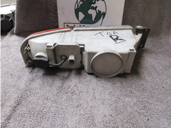 Feu anti-brouillard pour Camion MAN 81.25320-6090 MAN TGA RECHTS MISTLAMP MODEL 2005: photos 3
