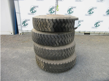 Pneu pour Camion Windpower 13R // 22,5 WINDPOWER//WDC52 4 X BAND MET WIEL: photos 3