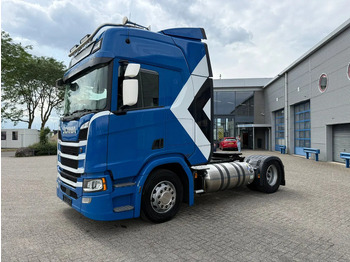 Tracteur routier SCANIA R 410