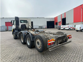 Châssis cabine Volvo FMX 450 / ENGINE RUNNING / 8X4 / VEB / ONLY:260642 KM / PTO / LIFT+LENKACHSE / ALCOA / AUTOMATIC / EURO-6 / 2014: photos 3 Châssis cabine Volvo FMX 450 / ENGINE RUNNING / 8X4 / VEB / ONLY:260642 KM / PTO / LIFT+LENKACHSE / ALCOA / AUTOMATIC / EURO-6 / 2014: photos 3