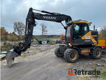 Pelle sur pneus VOLVO EWR150E