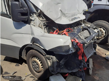 Fourgon utilitaire Iveco Daily 35S16 maxi Damaged: photos 3
