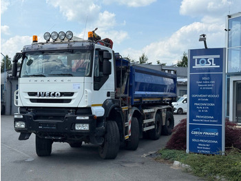 Camion benne IVECO Trakker