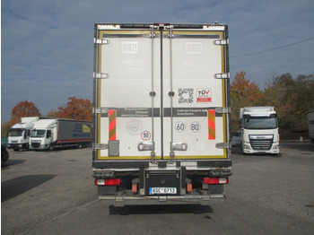 Crédit-bail de  Renault D18 320 Renault D18 320: photos 5