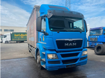 Camion à rideaux coulissants MAN