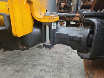 Essieu avant JCB