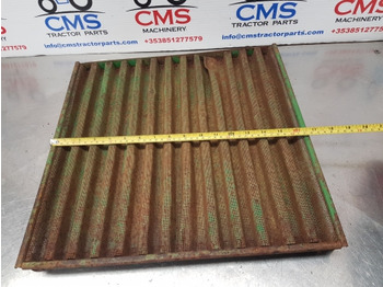 Calandre John Deere 1830, 2030, 2130, 2440, 2640 Side Grille, Grill Panel Ar72950: photos 3