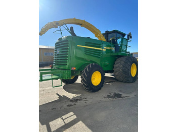 Ensileuse John Deere 7200: photos 5 Ensileuse John Deere 7200: photos 5