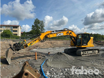 Pelle sur chenille JCB