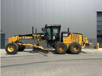 Niveleuse CATERPILLAR 140M