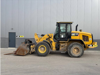 Chargeuse sur pneus CATERPILLAR 938M