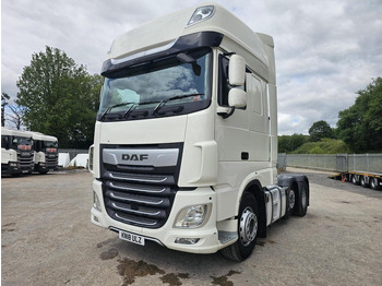 Tracteur routier DAF XF 530