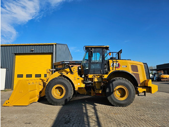 Chargeuse sur pneus CATERPILLAR 950