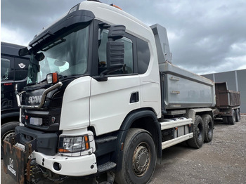 Camion benne SCANIA P