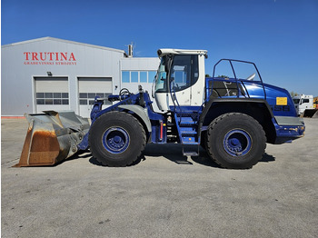 Chargeuse sur pneus LIEBHERR L 556