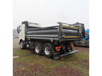 Crédit-bail de  Volvo FH 500 6x4 Volvo FH 500 6x4: photos 2