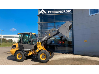 Chargeuse sur pneus VOLVO L25