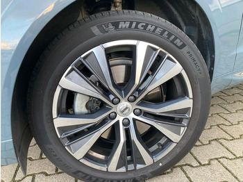 SUV Volvo XC 60 T6 Inscr. Rech. Plug-In Hybrid AWD Md.2022: photos 5