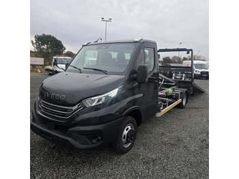 Remorqueuse IVECO Daily 35c18