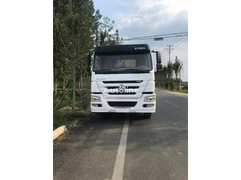 Tracteur routier SINOTRUK HOWO