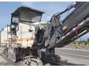 Crédit-bail de WIRTGEN W2000 miling machine WIRTGEN W2000 miling machine: photos 1