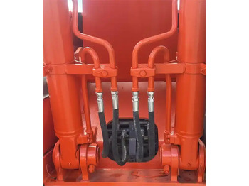 Pelle sur chenille Slightly Used Japan Origin Hitachi Zx120 12t Used Excavator With A/c In Shanghai: photos 5