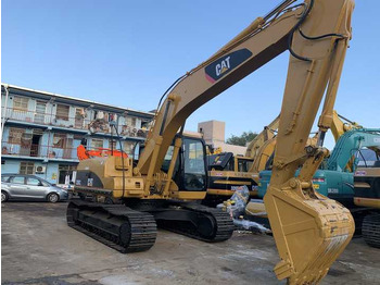 Pelle sur chenille hot used excavator cat 312 320c 320d 330 Japan used caterpillar excavator for sale: photos 2