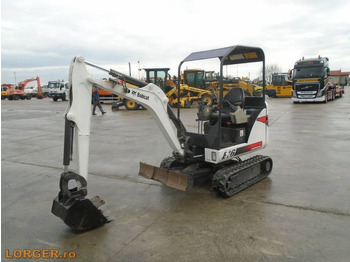 Mini pelle BOBCAT E16