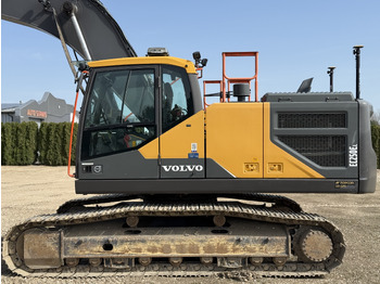 Pelle sur chenille Volvo EC 250 EL: photos 3