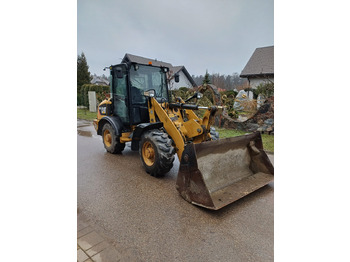 Tractopelle CATERPILLAR 906H