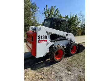 Mini chargeuse BOBCAT S130