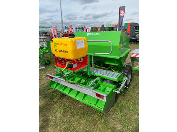 Crédit-bail de Bomet Kartoffelpflanzmaschine / Potato planter / Planteuse de pomme de terre / Piantapatate / Sadzarka ziemniaków Bomet Kartoffelpflanzmaschine / Potato planter / Planteuse de pomme de terre / Piantapatate / Sadzarka ziemniaków: photos 2 Crédit-bail de Bomet Kartoffelpflanzmaschine / Potato planter / Planteuse de pomme de terre / Piantapatate / Sadzarka ziemniaków Bomet Kartoffelpflanzmaschine / Potato planter / Planteuse de pomme de terre / Piantapatate / Sadzarka ziemniaków: photos 2