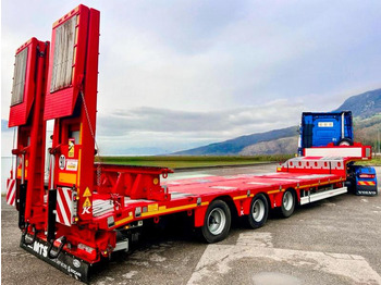 Semi-remorque surbaissé KÄSSBOHRER