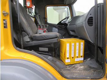 Camion pompe PUTZMEISTER M20.4 - MB 1829 4x2: photos 5 Camion pompe PUTZMEISTER M20.4 - MB 1829 4x2: photos 5