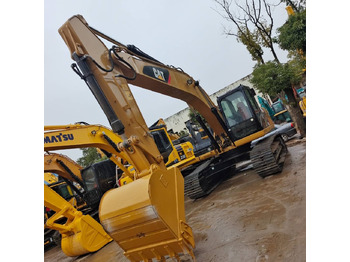 Pelle sur chenille CATERPILLAR 320DL