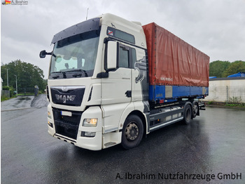 Camion à rideaux coulissants MAN TGX 26.440
