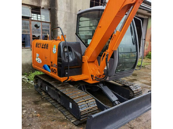 Pelle sur chenille HITACHI ZX60