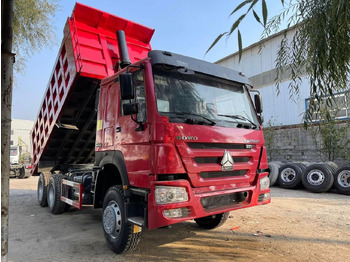 Camion benne SINOTRUK HOWO