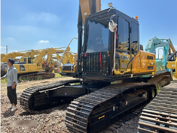 Pelle sur chenille SANY