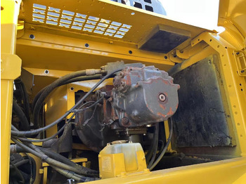 Pelle sur chenille KOMATSU PC400-8: photos 5