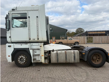 Crédit-bail de Renault Magnum 460 Tractor unit Renault Magnum 460 Tractor unit: photos 4