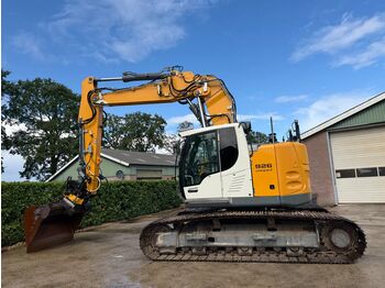 Pelle sur chenille LIEBHERR R 926