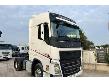 Tracteur routier VOLVO FH 460