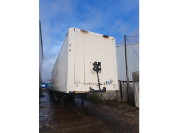 Semi-remorque fourgon KRONE