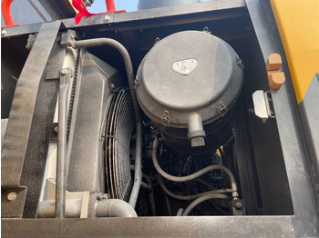 Pelle sur chenille Volvo EC 360: photos 5 Pelle sur chenille Volvo EC 360: photos 5