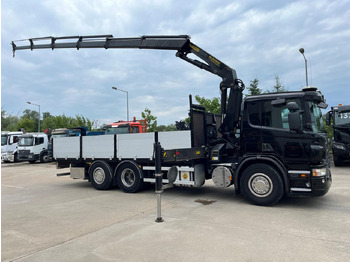 Camion plateau SCANIA P 320