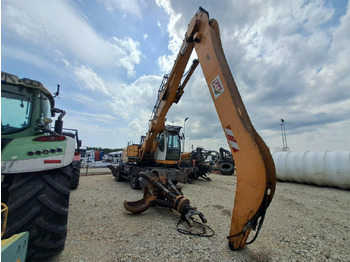 Pelle de manutention LIEBHERR A 924