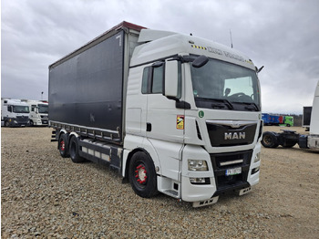 Camion à rideaux coulissants MAN TGX