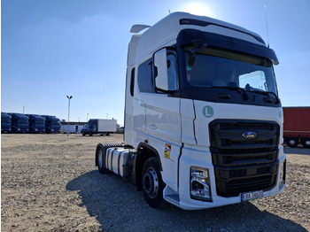 Tracteur routier FORD